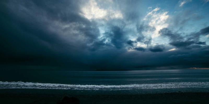 The Evolution of Social Networks: From Social Platforms to the Metaverse Online Community